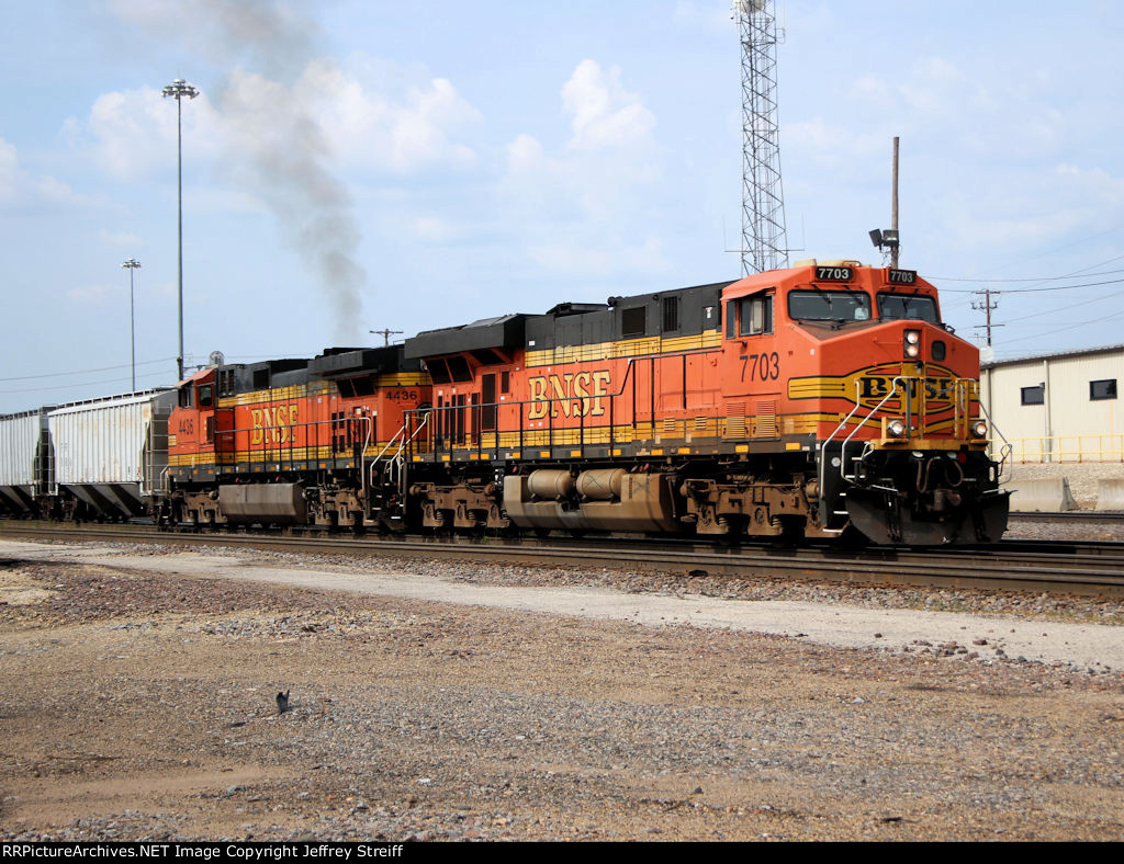 BNSF 7703